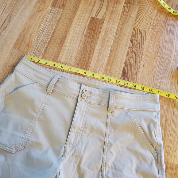 EDDIE BAUER Roll Tab Bermuda Shorts Nylon Blend Hiking Beige Tan Khaki Womens 12 - Picture 11 of 14